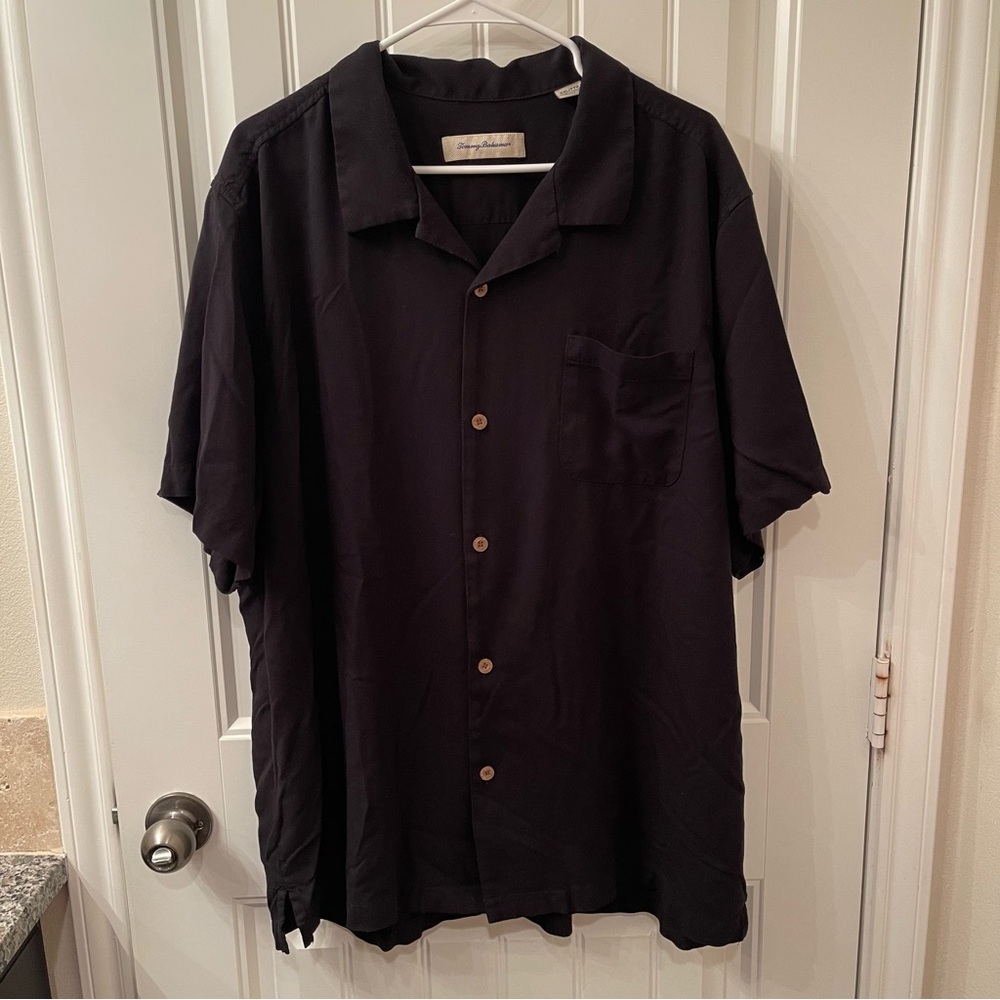 Tommy Bahama Men's XXL Black Button-Down Shirt 100% Viscose Lightweight Vacation